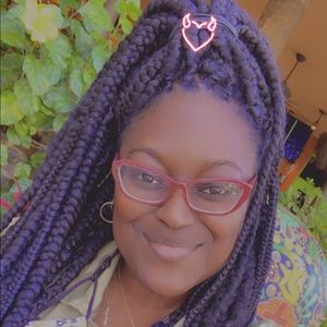 Meet your Posher, Brittney